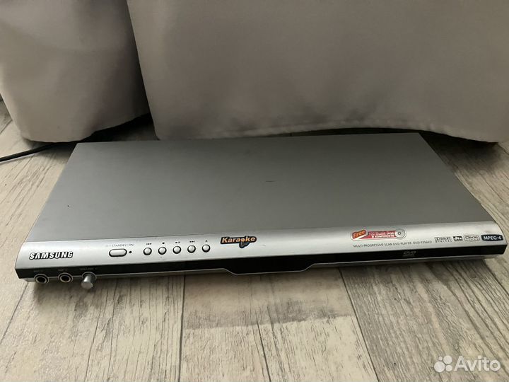 Dvd плеер с караоке Samsung
