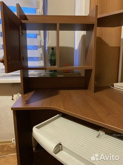 Компьютерный стол