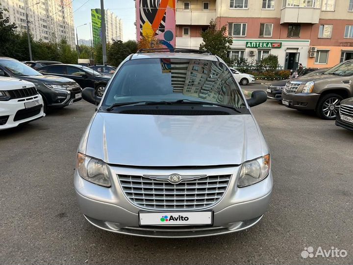 Chrysler Voyager 2.4 AT, 2002, 235 000 км