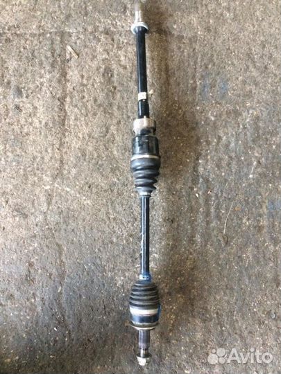 Привод шрус передний правый Мазда 3 BM 2.0л