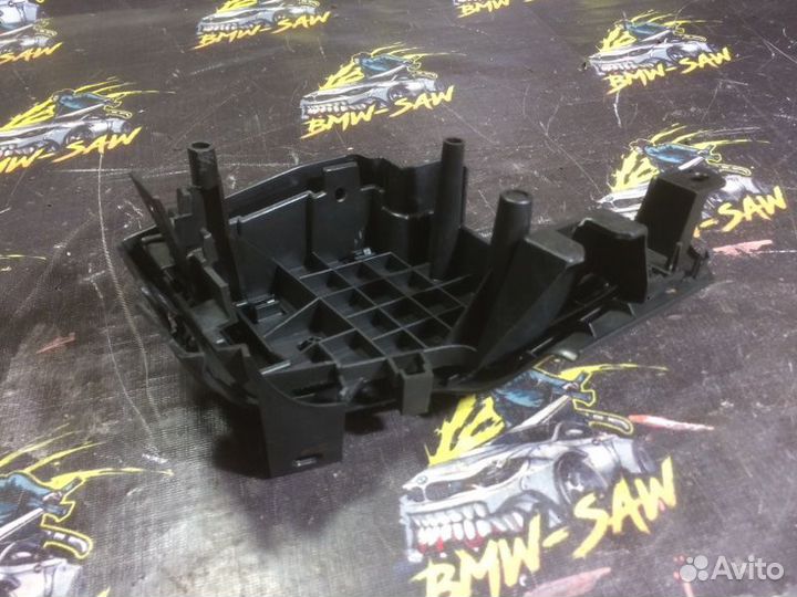 Пластик багажника Bmw 3 E46 touring/ E46/3 M54B25