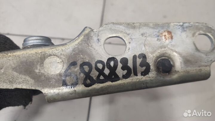 Петля капота правая Skoda Fabia 1 6Y