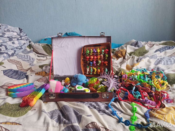 Скрепыши все, многое другое которое нигде не купит