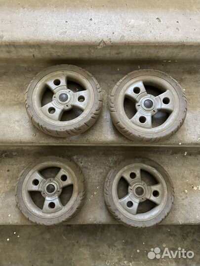 Кооеса для коляски