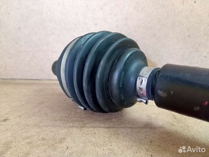 Привод передний правый Audi A3 8P