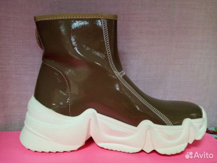 Ботинки женские