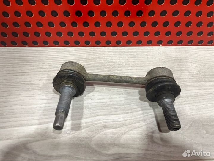Стойка стабилизатора задняя Mercedes-Benz Gle W166