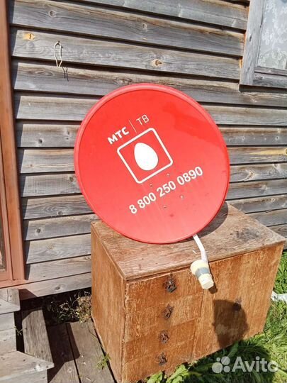 Антенна спутниковая