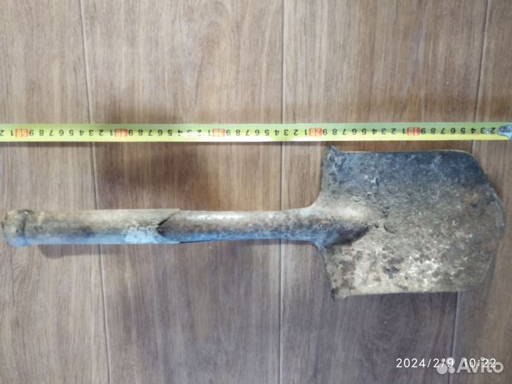 Старая лопата времён ВОВ