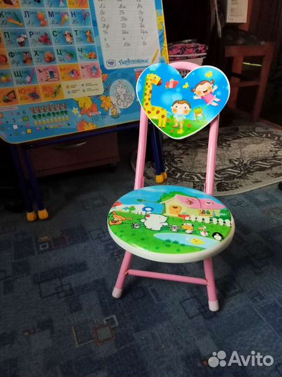 Детский стол и стул