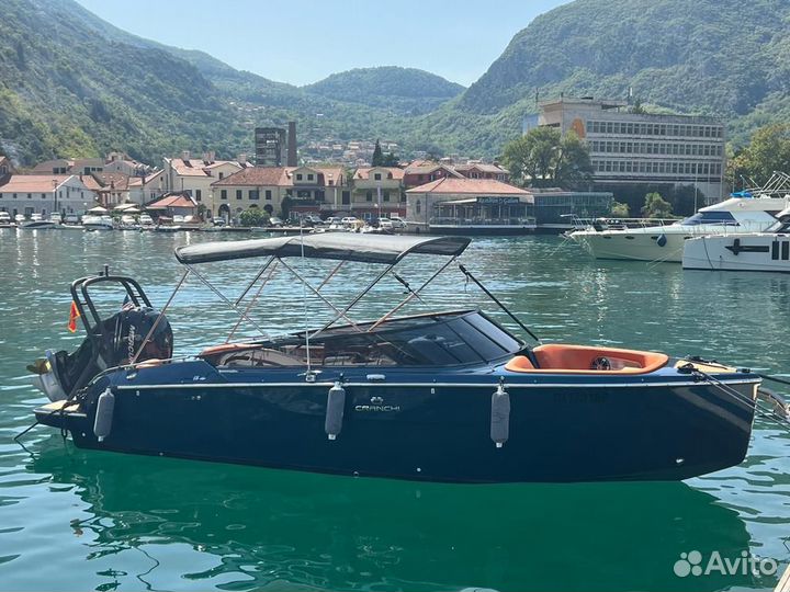 Моторная яхта Cranchi E26 Rider, 2022