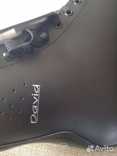 Коньки фигурные ботас