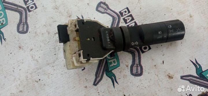 Подрулевой переключатель поворотников Nissan Муран