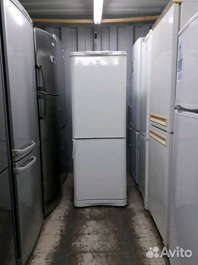 Холодильник б/у Индезит c132nfg.03 Доставка.Гарант