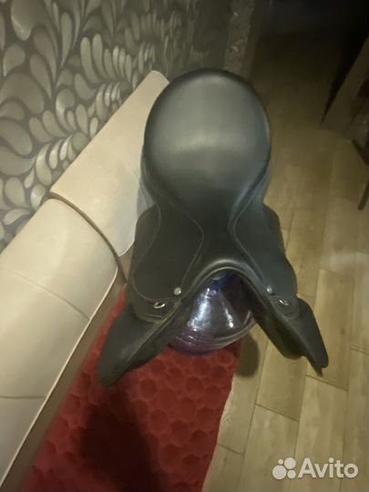 Седло для лошади