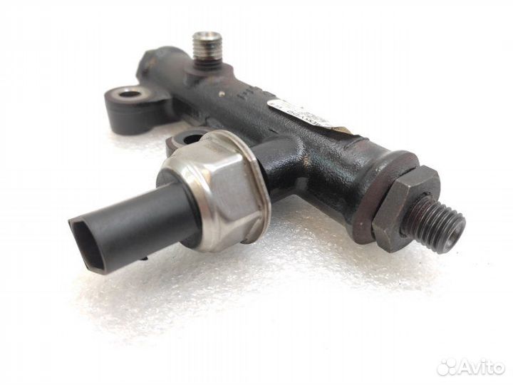 Топливная рейка (рампа) Land Rover Discovery 3