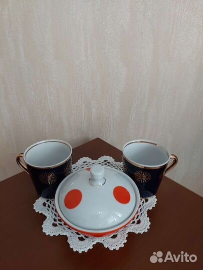 Чашки и масленка, фарфор, Довбыш