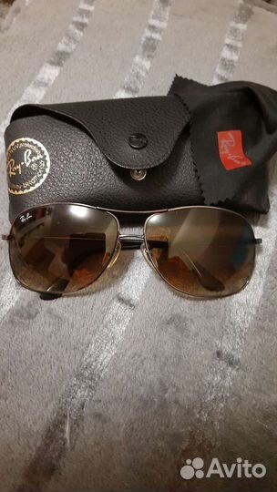 Солнцезащитные очки ray ban