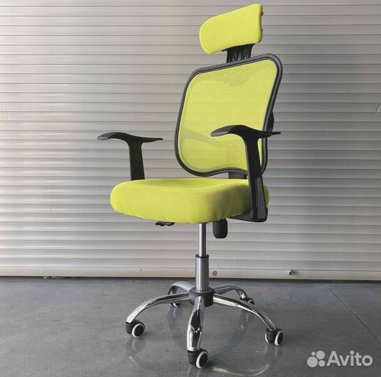 Компьютерное кресло новое