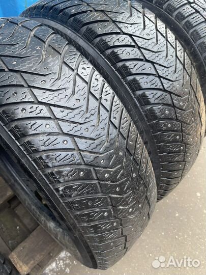 Yokohama Ice Guard IG65 215/65 R17 103T