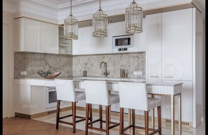 3-к. квартира, 130 м², 8/12 эт.