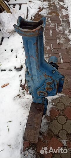 Домкрат реечный ST 10