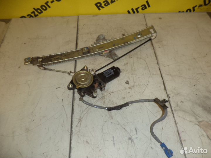 Стеклоподъемник задний правый Тойота Авалон Х10