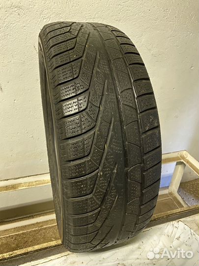 Pirelli Winter Sottozero 210 225/60 R18 100H