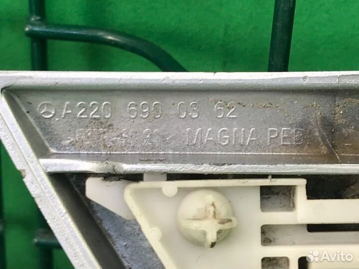 Молдинг крыла задний левый Mercedes Benz S350 W220