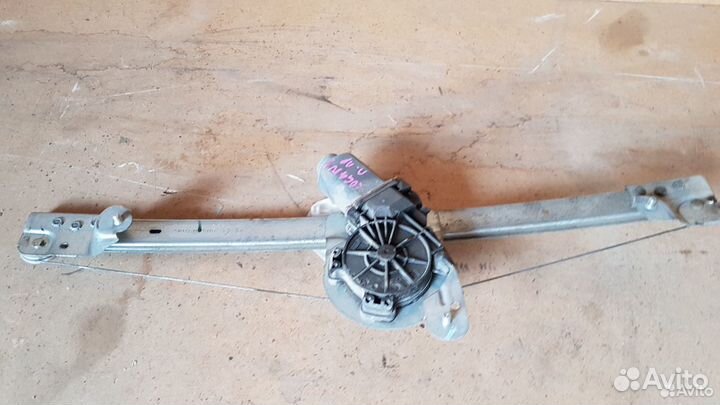 Стеклоподъемник передней правой двери logan 1