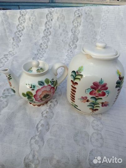 Кувшин,чайник и чайница