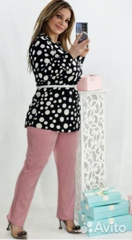 Брючный костюм женский новый