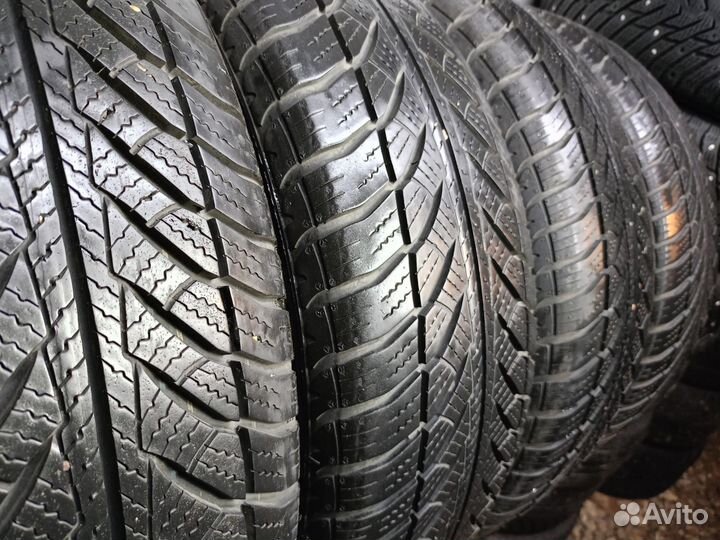 Goodyear UltraGrip 8 205/65 R16 95H