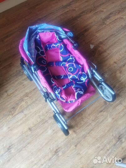 Коляска кукольная