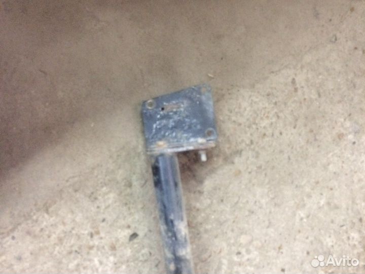 Фаркоп на пассат в5