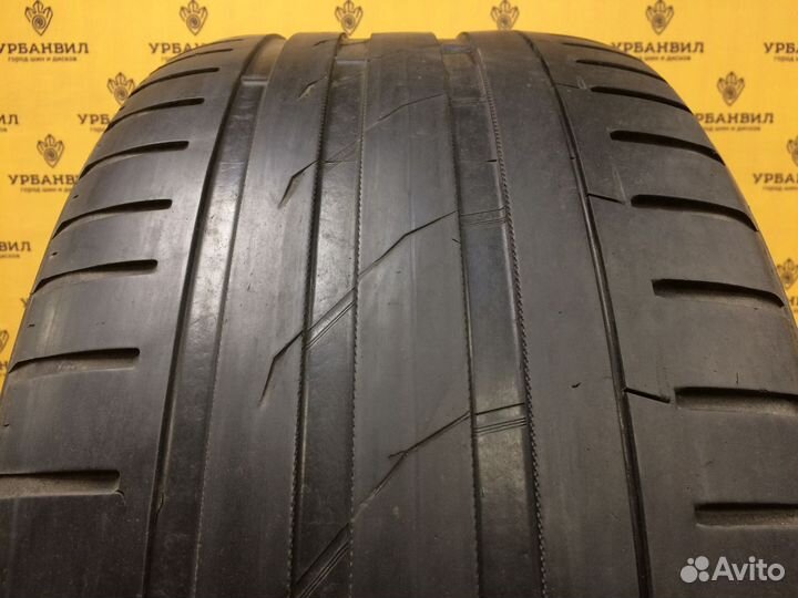 Nokian Tyres Hakka Black SUV 295/40 R21 111Y