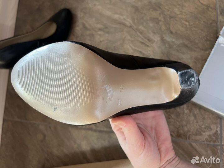 Туфли женские 38 размер черные