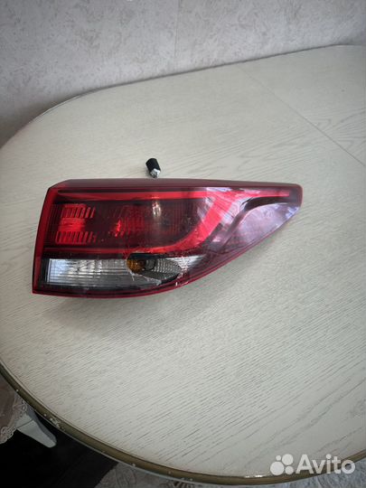 Фонарь задний правый kia rio 4