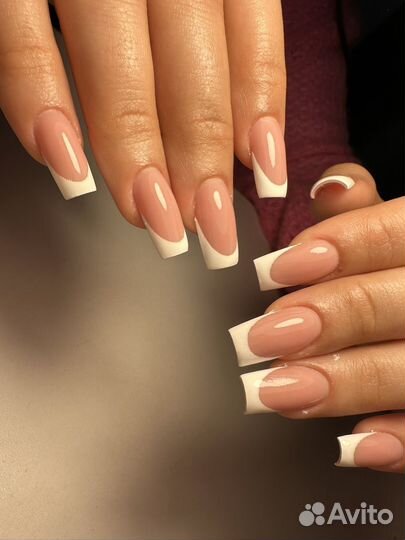 Маникюр и наращивание ногтей