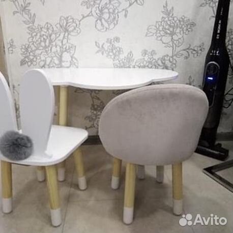 Детский стол и стул