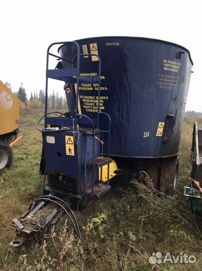 Миксер-кормораздатчик НОЭЗНО-Сельмаш КИС-7Б, 2019