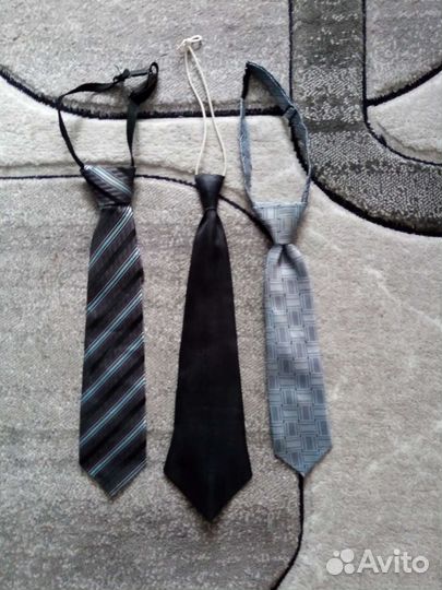 Галстук для школьника