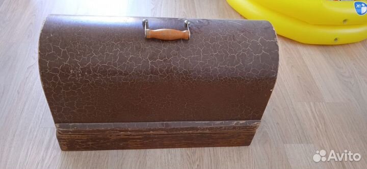 Швейная машина