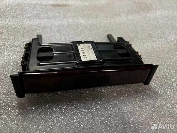 Задние подстаканники Bmw E38