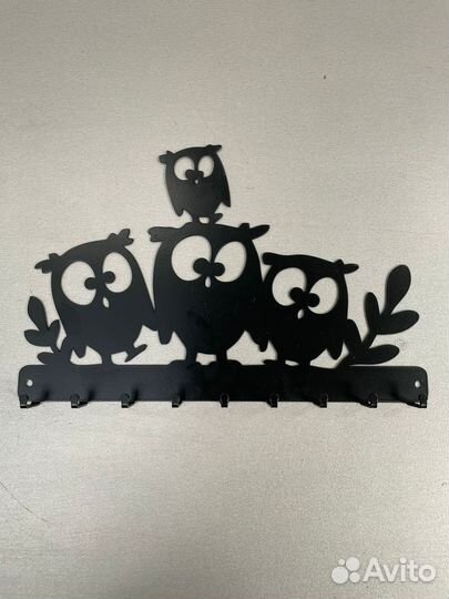 Ключница настенная металлическая