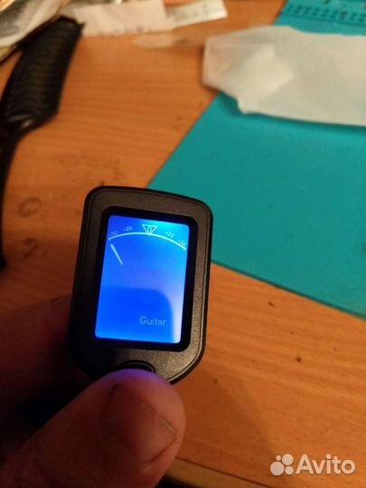 Тюнер для гитары