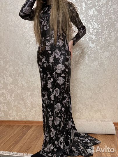 Вечернее платье