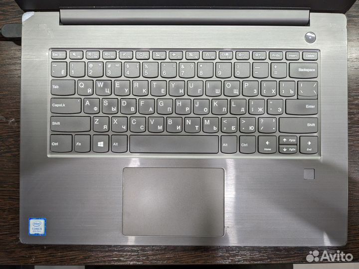 Ноутбук Lenovo V330-14IKB I5-8250 озу-8Gb SSD 250