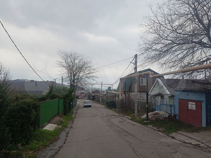 Дом 35 м² на участке 6,3 сот.