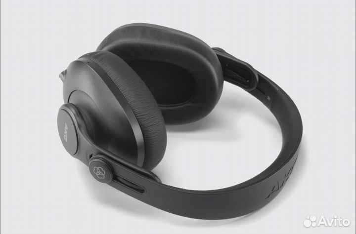 Беспроводные наушники AKG K361-BT